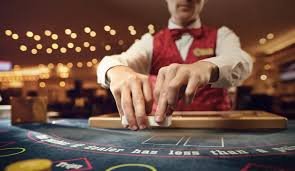 Tampilan Slot Golden Bank bernuansa emas